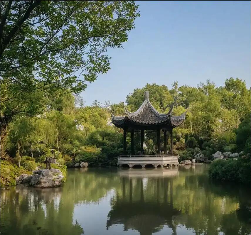 漳州半梦餐饮有限公司